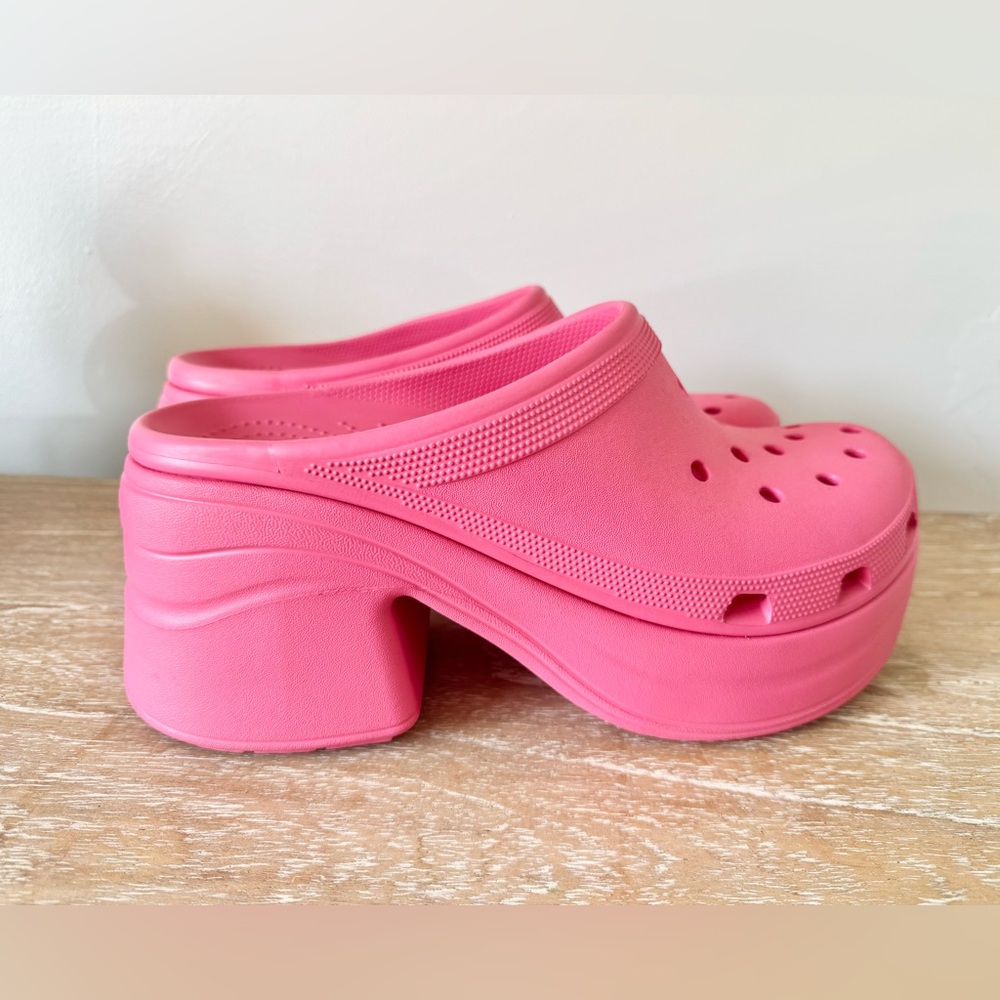 ❌CLEARANCE❌ Crocs siren platform